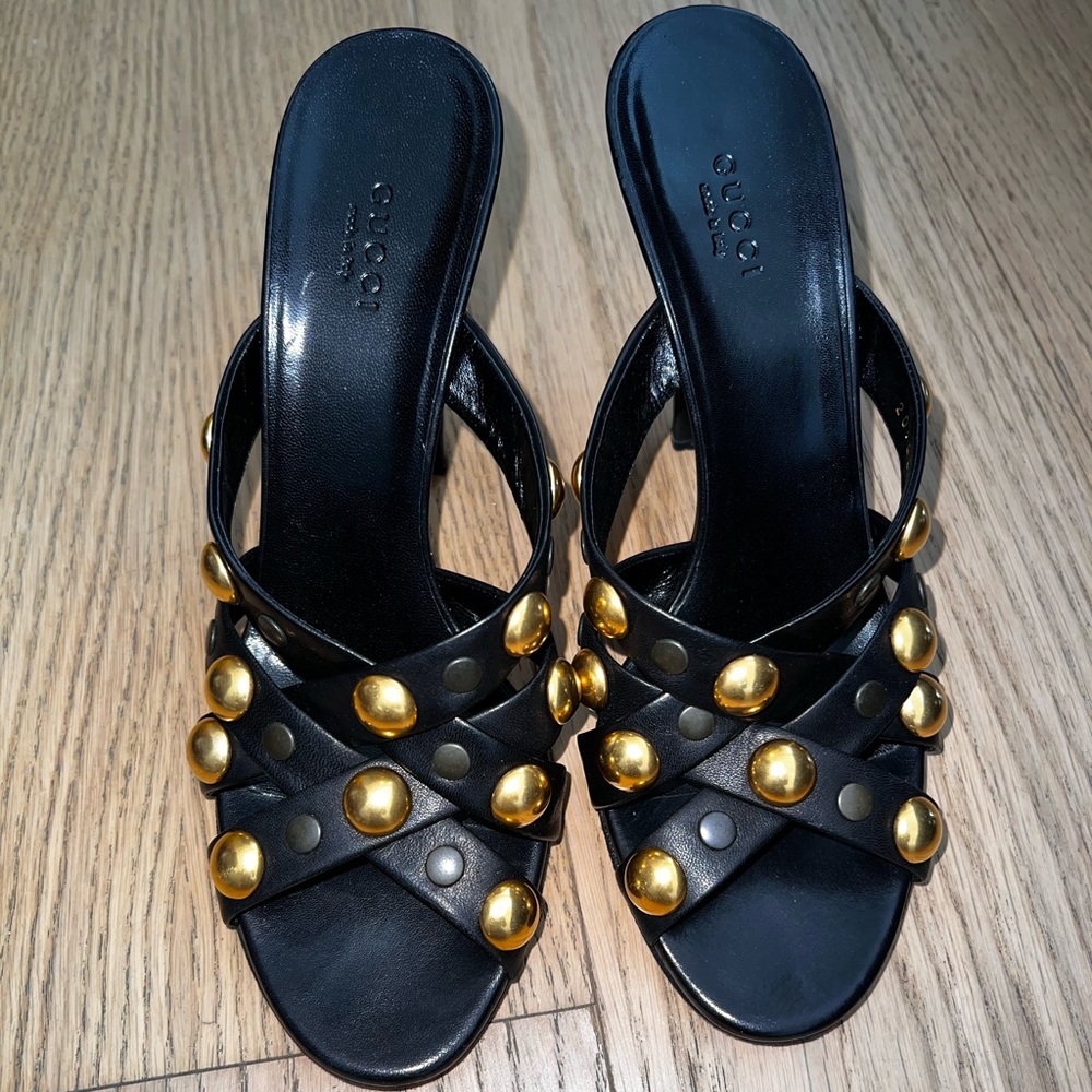 🔥Gucci gold studded sandals🔥